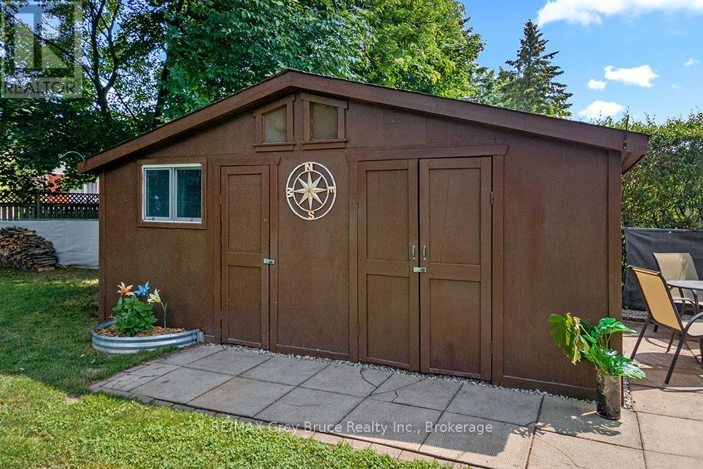 580 2nd  A Street W, Owen Sound, Ontario  N4K 6H4 - Photo 7 - X12281642