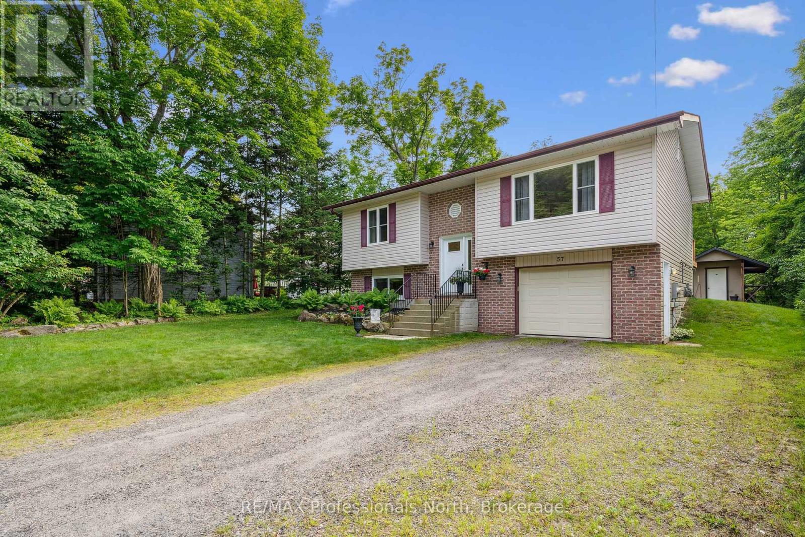 57 Young Street S, Huntsville, Ontario  P1H 1T8 - Photo 35 - X12281653
