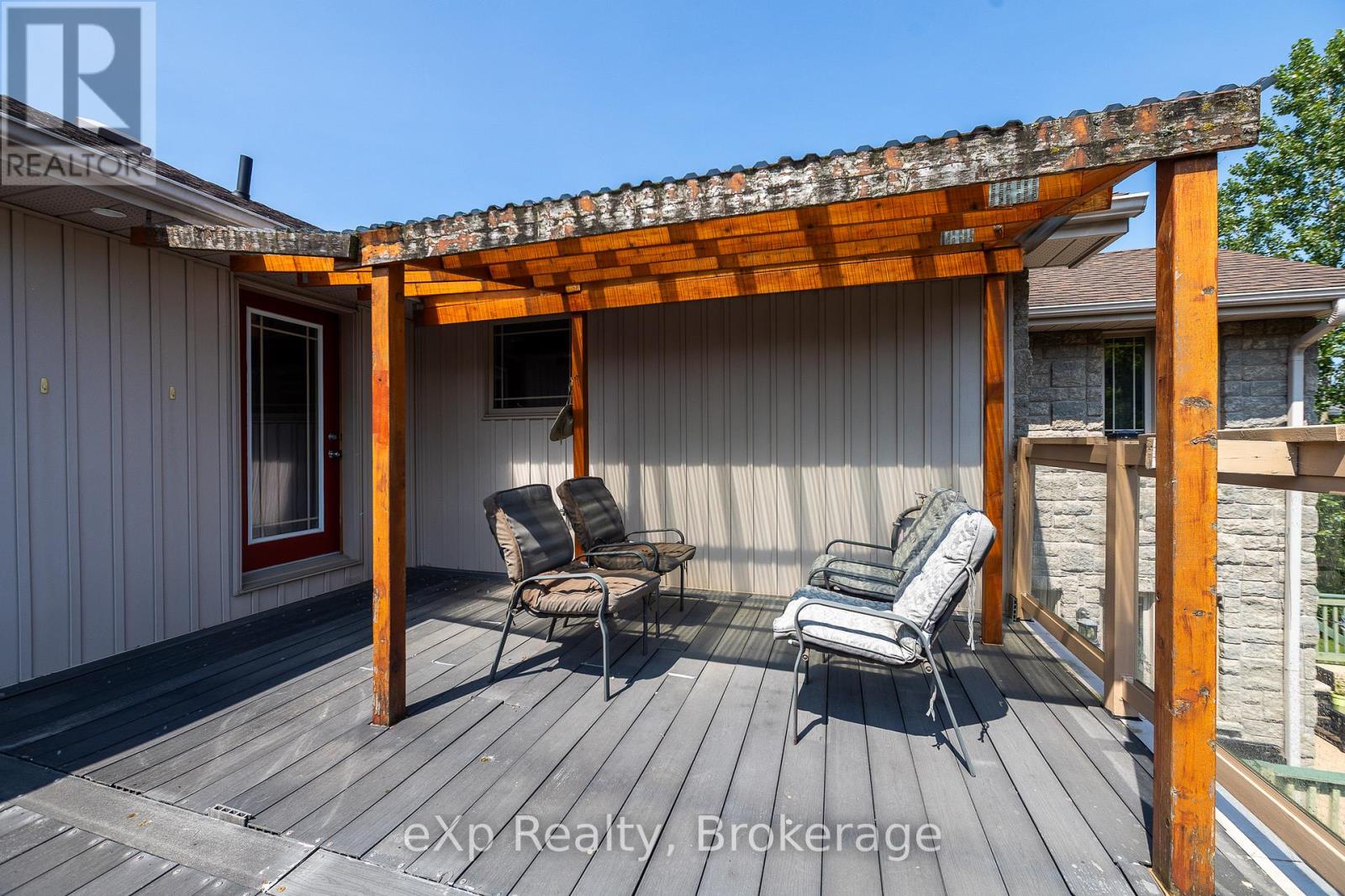 910 26th Street E, Owen Sound, Ontario  N4K 5N3 - Photo 31 - X12281731