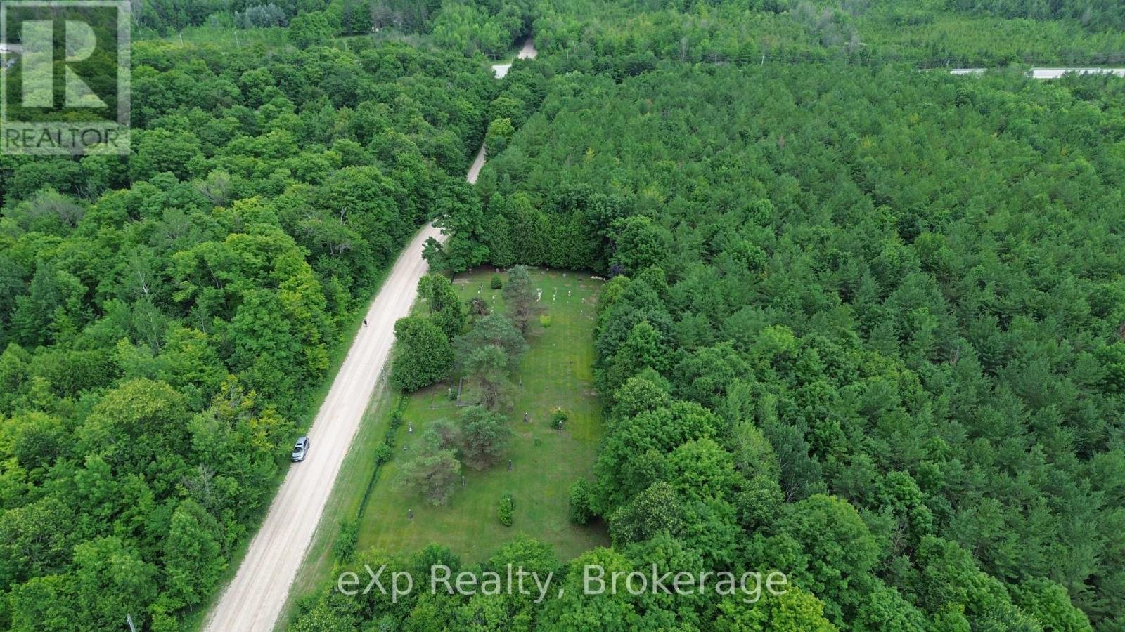 720227 Sideroad 20 Side Road, Chatsworth, Ontario  N0H 1R0 - Photo 4 - X12282026