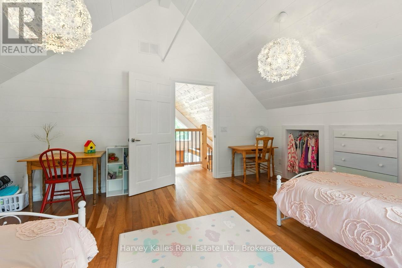 1082 Mortimers Point Road, Muskoka Lakes, Ontario  P0B 1J0 - Photo 32 - X12282198