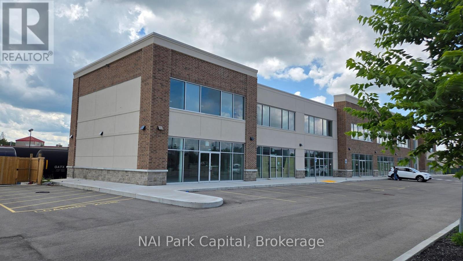 207 - 561 York Road, Guelph, Ontario  N1E 3J3 - Photo 1 - X12282220