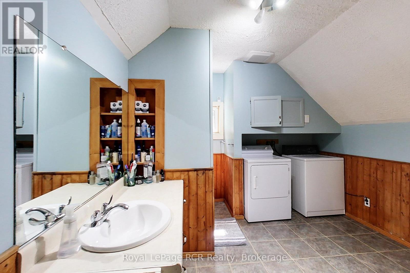 2245 3rd Avenue E, Owen Sound, Ontario  N4K 2M5 - Photo 25 - X12282238