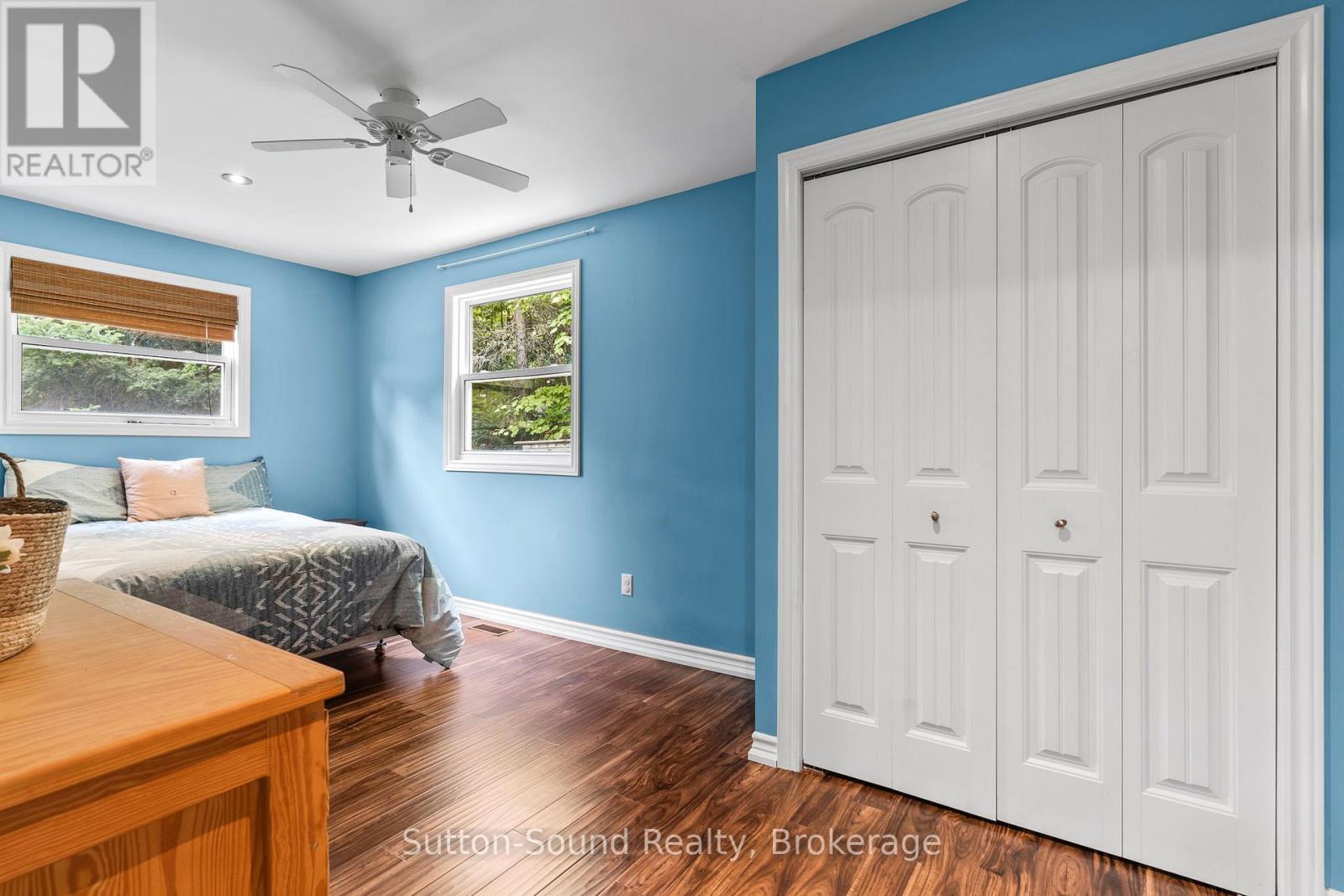 749 Oxford Crescent, South Bruce Peninsula, Ontario  N0H 2G0 - Photo 32 - X12282273