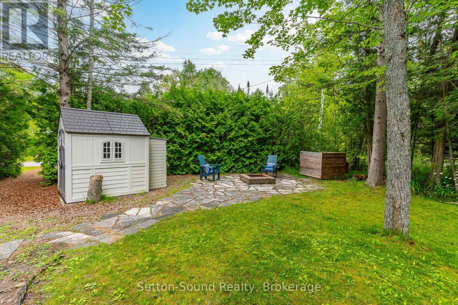 749 Oxford Crescent, South Bruce Peninsula, Ontario  N0H 2G0 - Photo 39 - X12282273