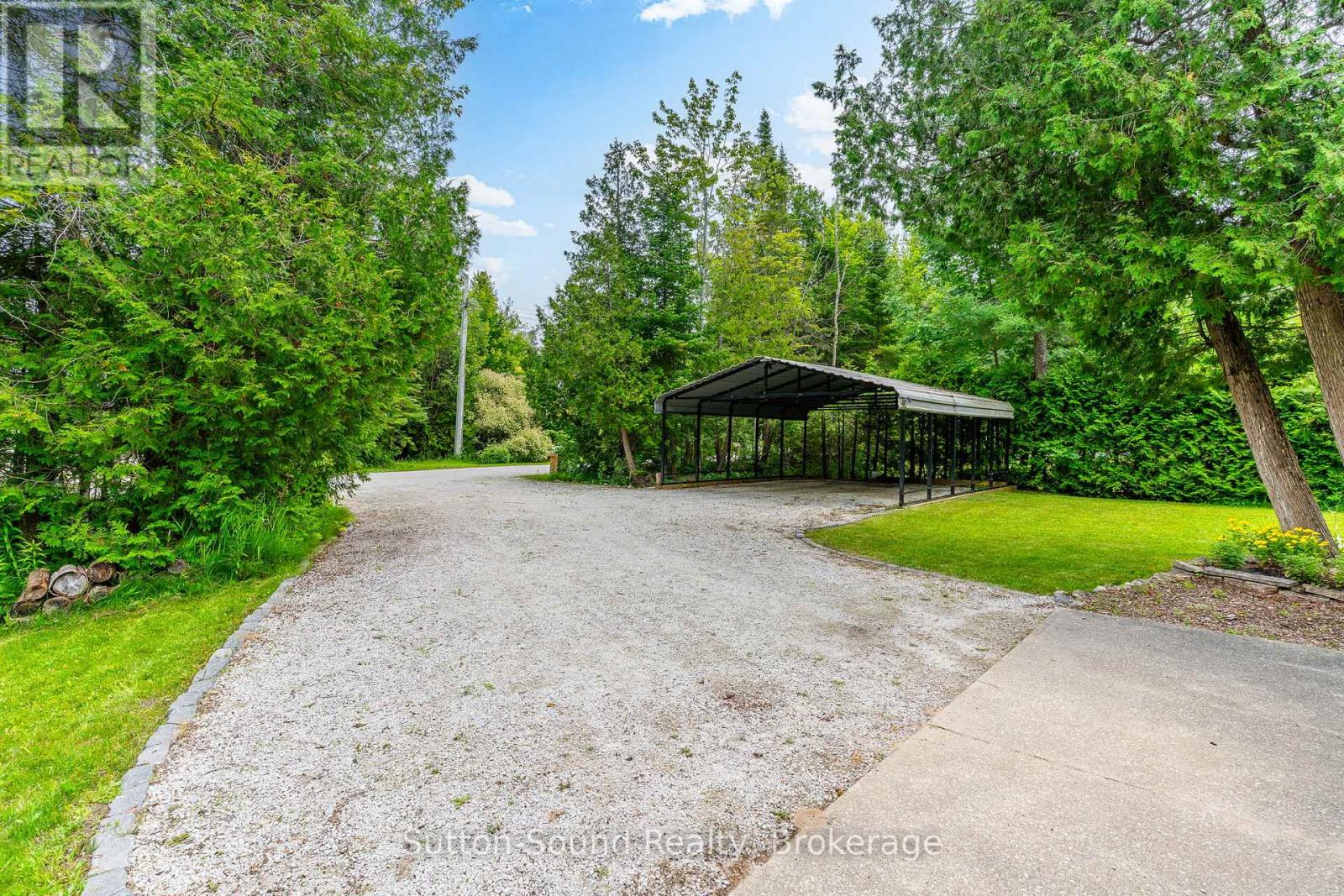 749 Oxford Crescent, South Bruce Peninsula, Ontario  N0H 2G0 - Photo 45 - X12282273