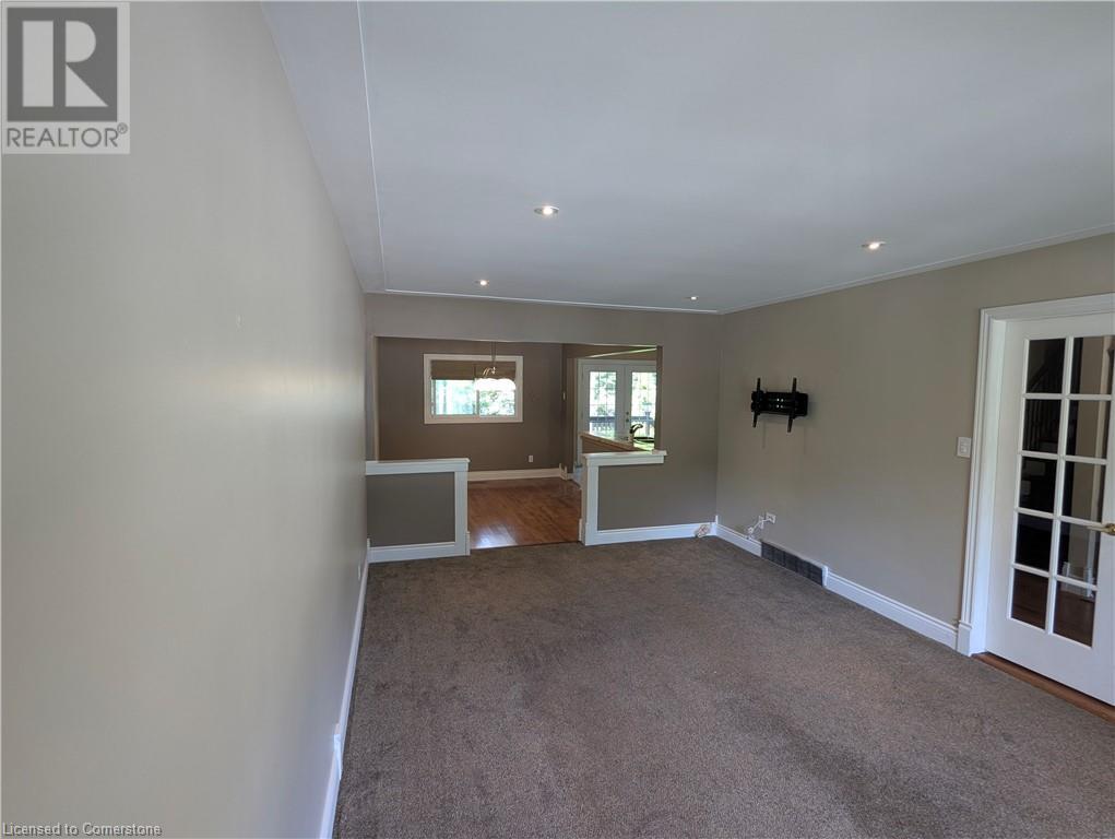 46 Murrayhill Court, Kitchener, Ontario  N2E 1N9 - Photo 5 - 40750784