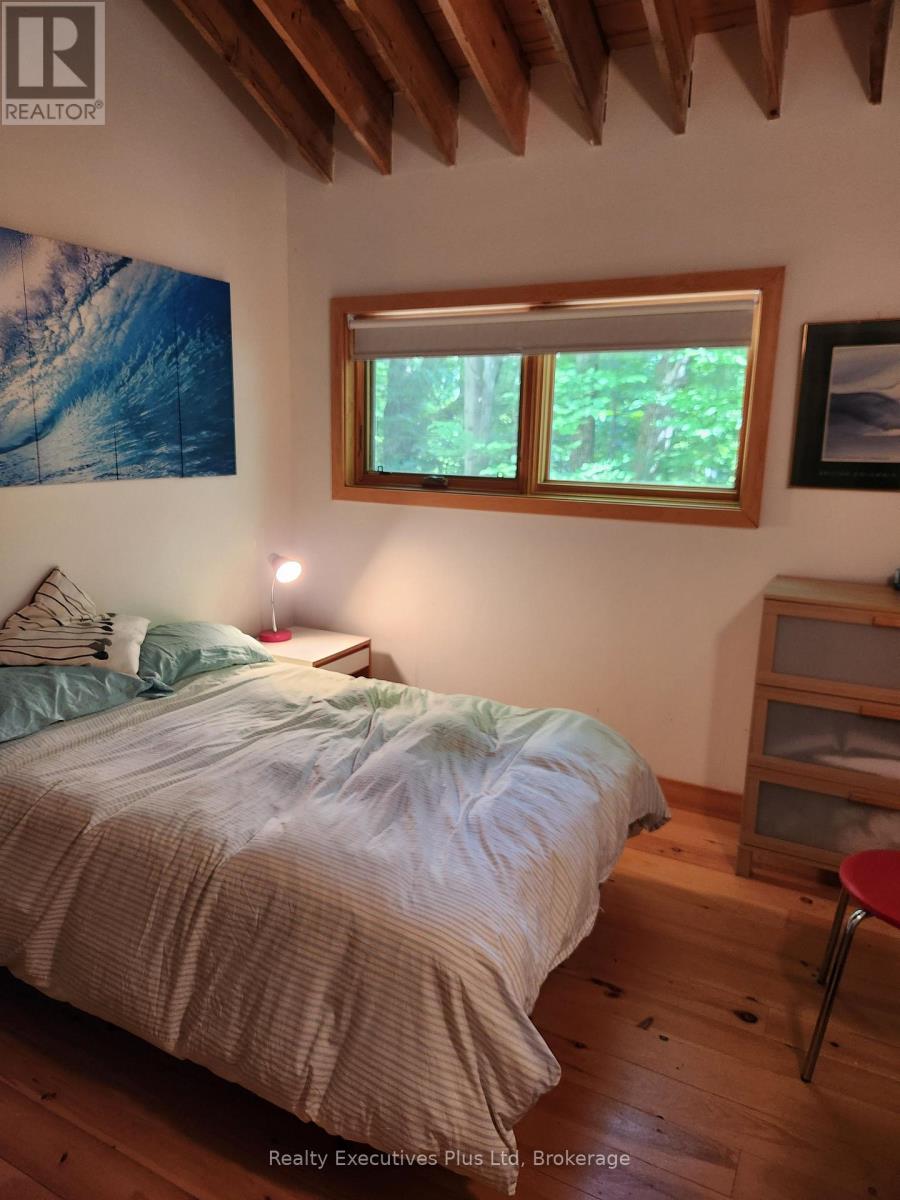 2 Zhingos Miikaans Lane, Christian Island 30, Ontario  L9M 0A9 - Photo 11 - S12282346