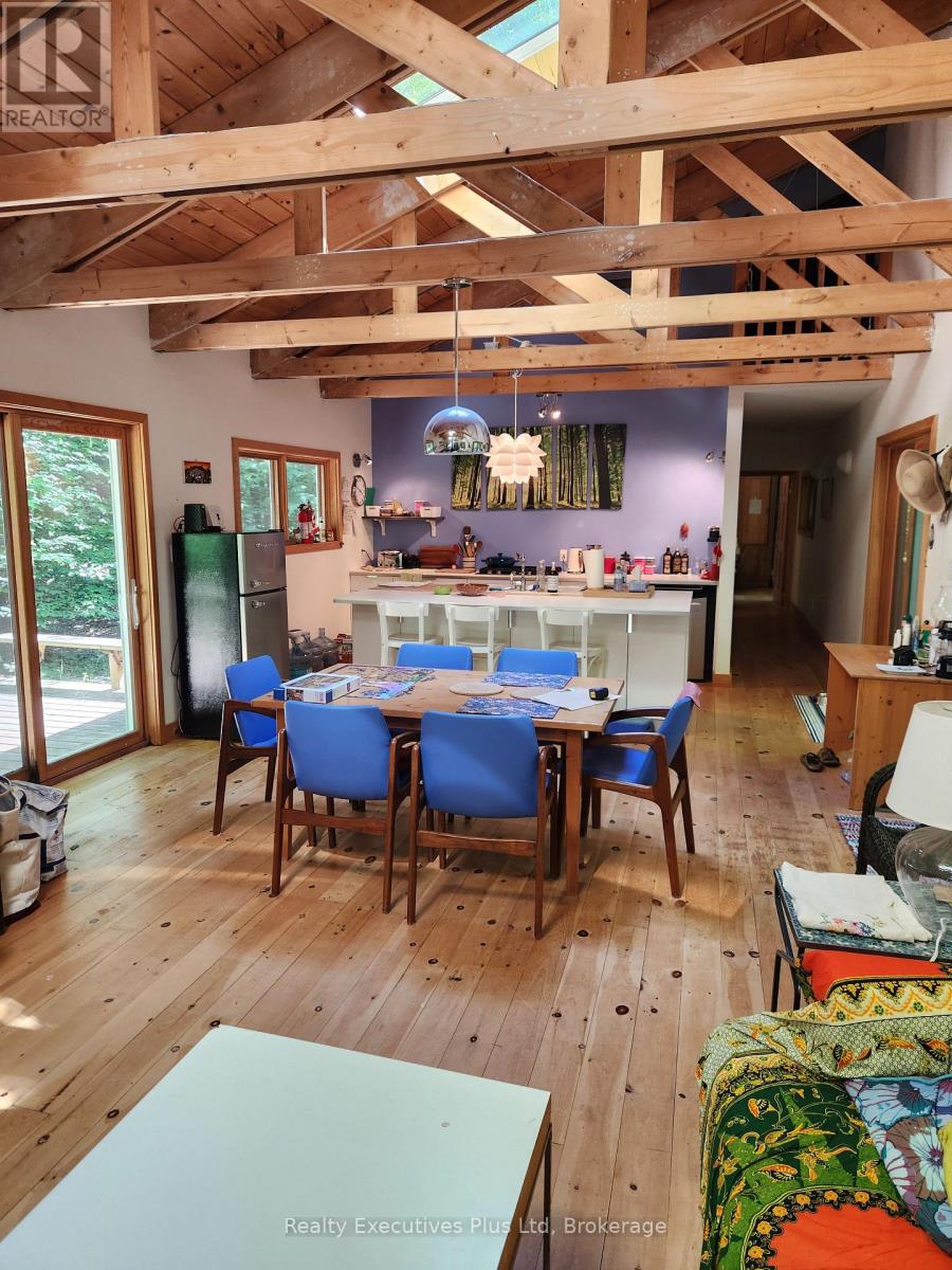 2 Zhingos Miikaans Lane, Christian Island 30, Ontario  L9M 0A9 - Photo 6 - S12282346