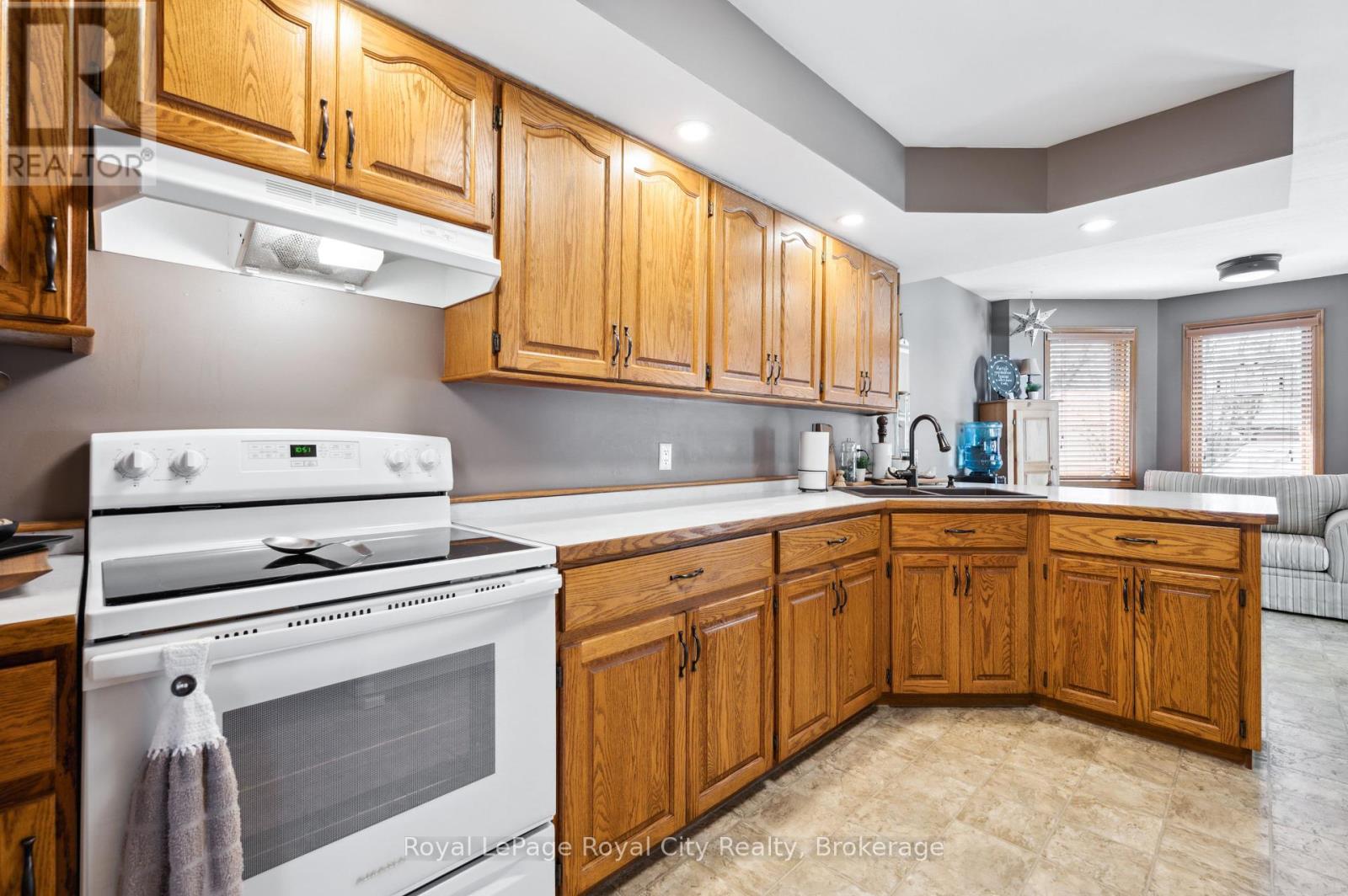 320 Bell Street, Minto, Ontario  N0G 2P0 - Photo 15 - X12282440