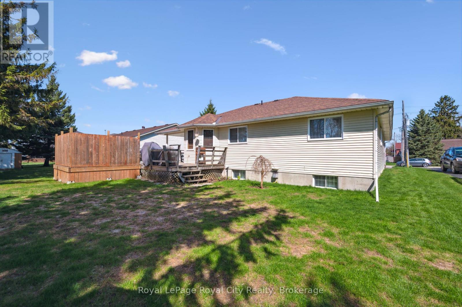 320 Bell Street, Minto, Ontario  N0G 2P0 - Photo 31 - X12282440