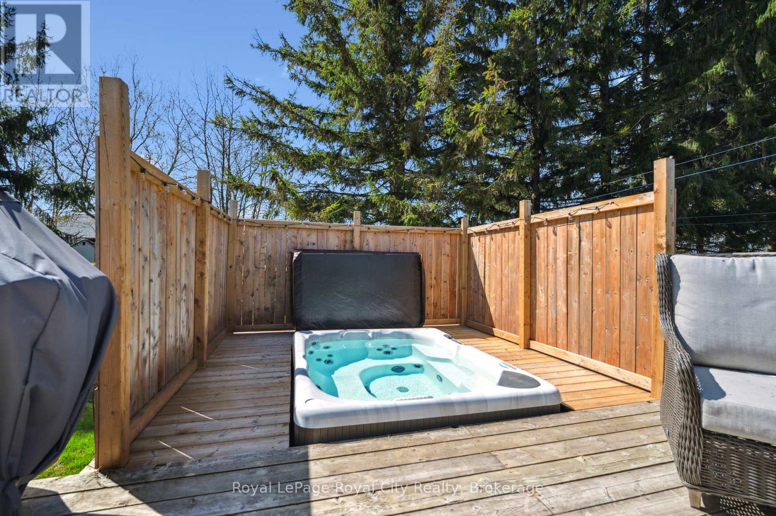 320 Bell Street, Minto, Ontario  N0G 2P0 - Photo 35 - X12282440