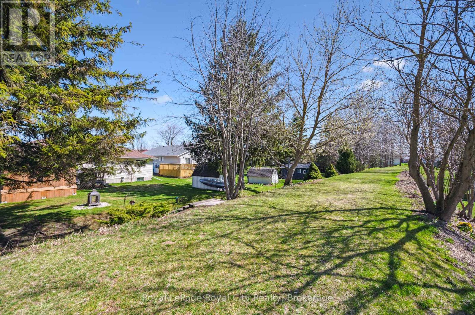 320 Bell Street, Minto, Ontario  N0G 2P0 - Photo 39 - X12282440