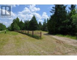 623394 NEGRO CREEK ROAD, Chatsworth, Ontario