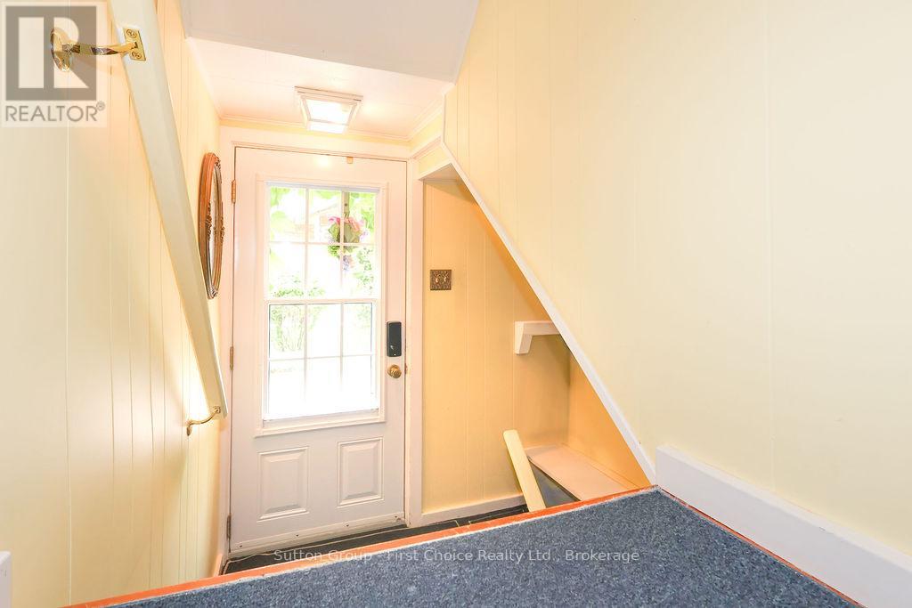 82 Princess Street, Stratford, Ontario  N5A 6C6 - Photo 36 - X12282788