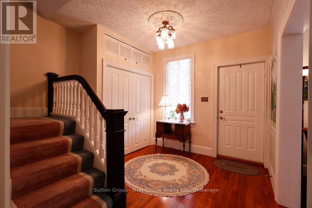82 Princess Street, Stratford, Ontario  N5A 6C6 - Photo 41 - X12282788
