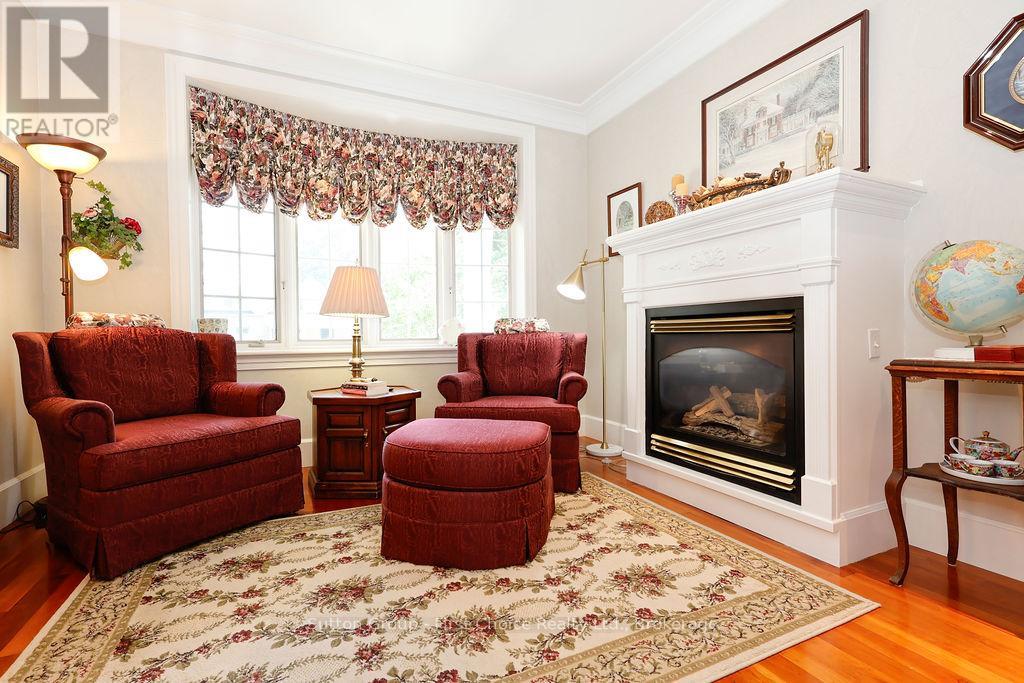 82 Princess Street, Stratford, Ontario  N5A 6C6 - Photo 6 - X12282788