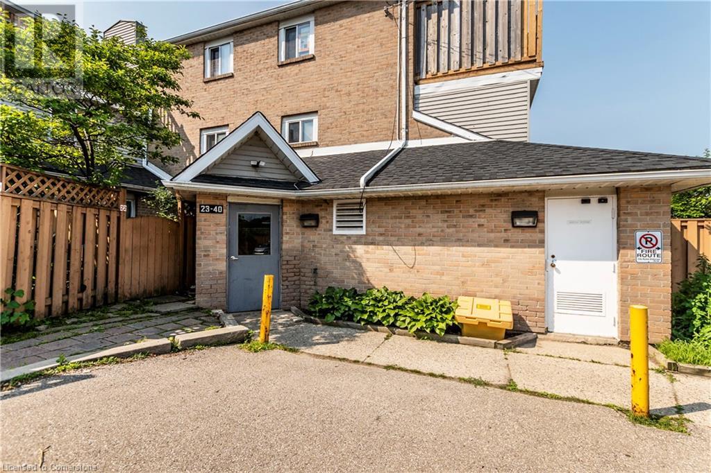 67 Valleyview Road Unit# 35, Kitchener, Ontario  N2E 3J1 - Photo 2 - 40750977