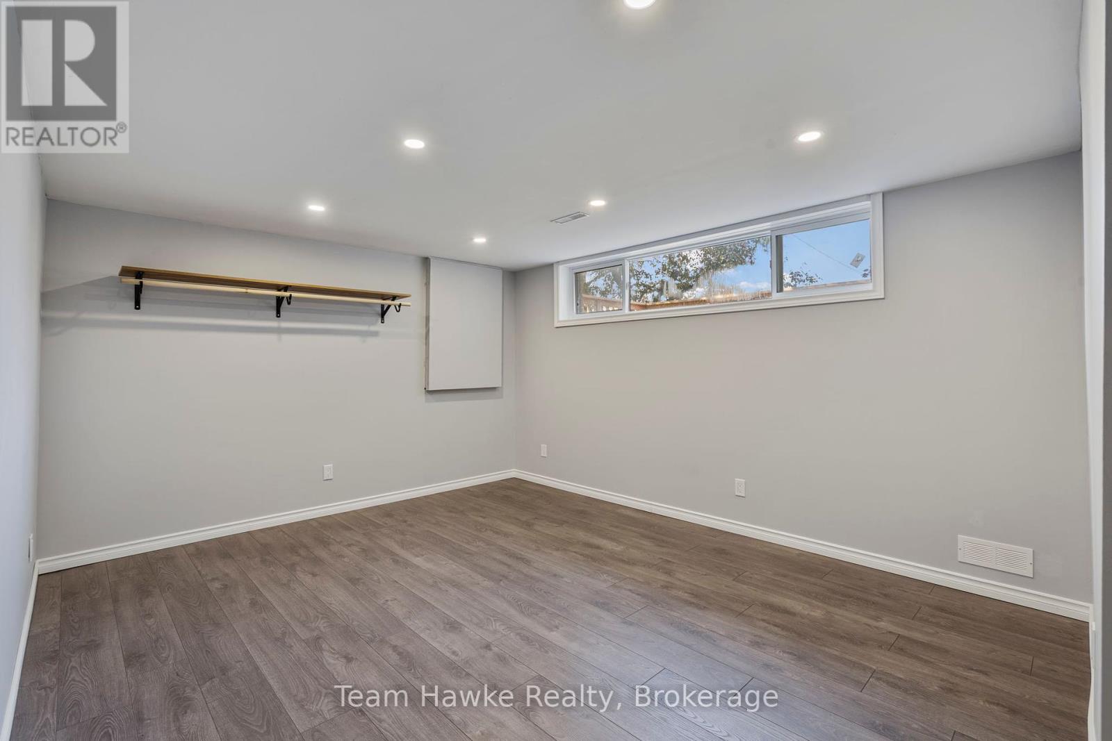 51 Easton Avenue, Tay, Ontario  L0K 1R0 - Photo 30 - S12282828