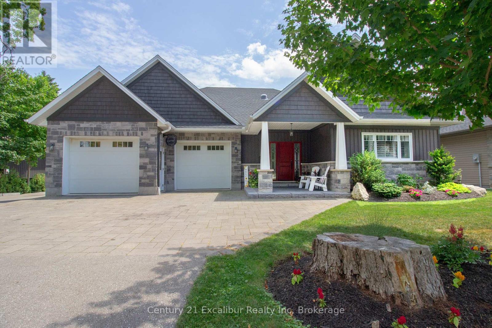 566 ST. PATRICK STREET E, Centre Wellington, Ontario