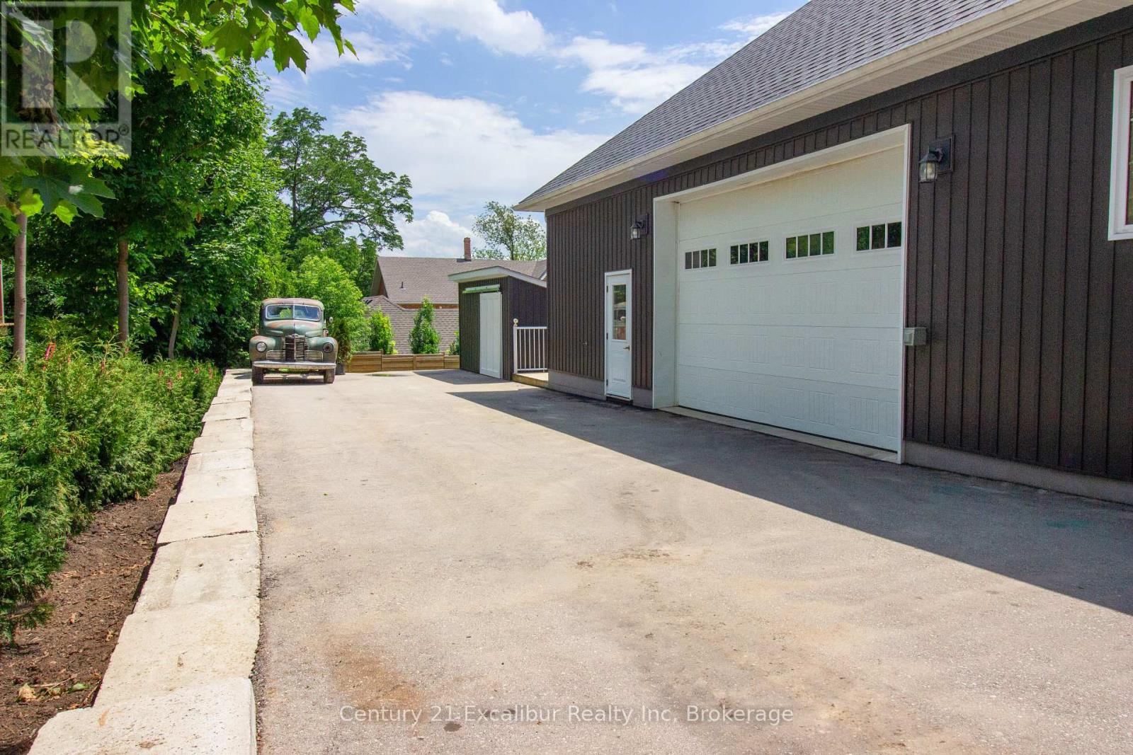 566 St. Patrick Street E, Centre Wellington, Ontario  N1M 1N2 - Photo 30 - X12282986