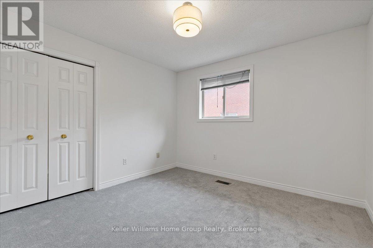98 Hume Drive, Cambridge, Ontario  N1T 1N3 - Photo 21 - X12224846
