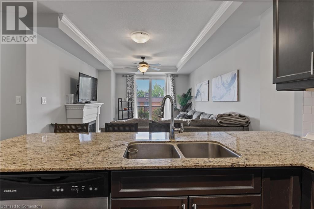 539 Belmont Avenue W Unit# 210, Kitchener, Ontario  N2M 0A2 - Photo 3 - 40750840