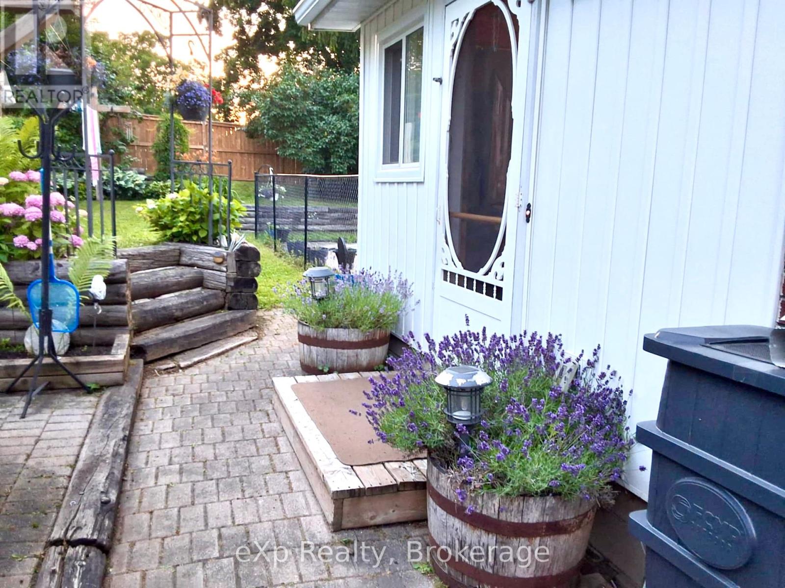 211 Victoria Street S, Brockton, Ontario  N0G 2V0 - Photo 27 - X12283656