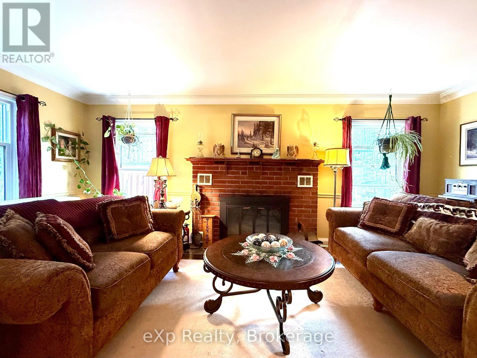 211 Victoria Street S, Brockton, Ontario  N0G 2V0 - Photo 9 - X12283656