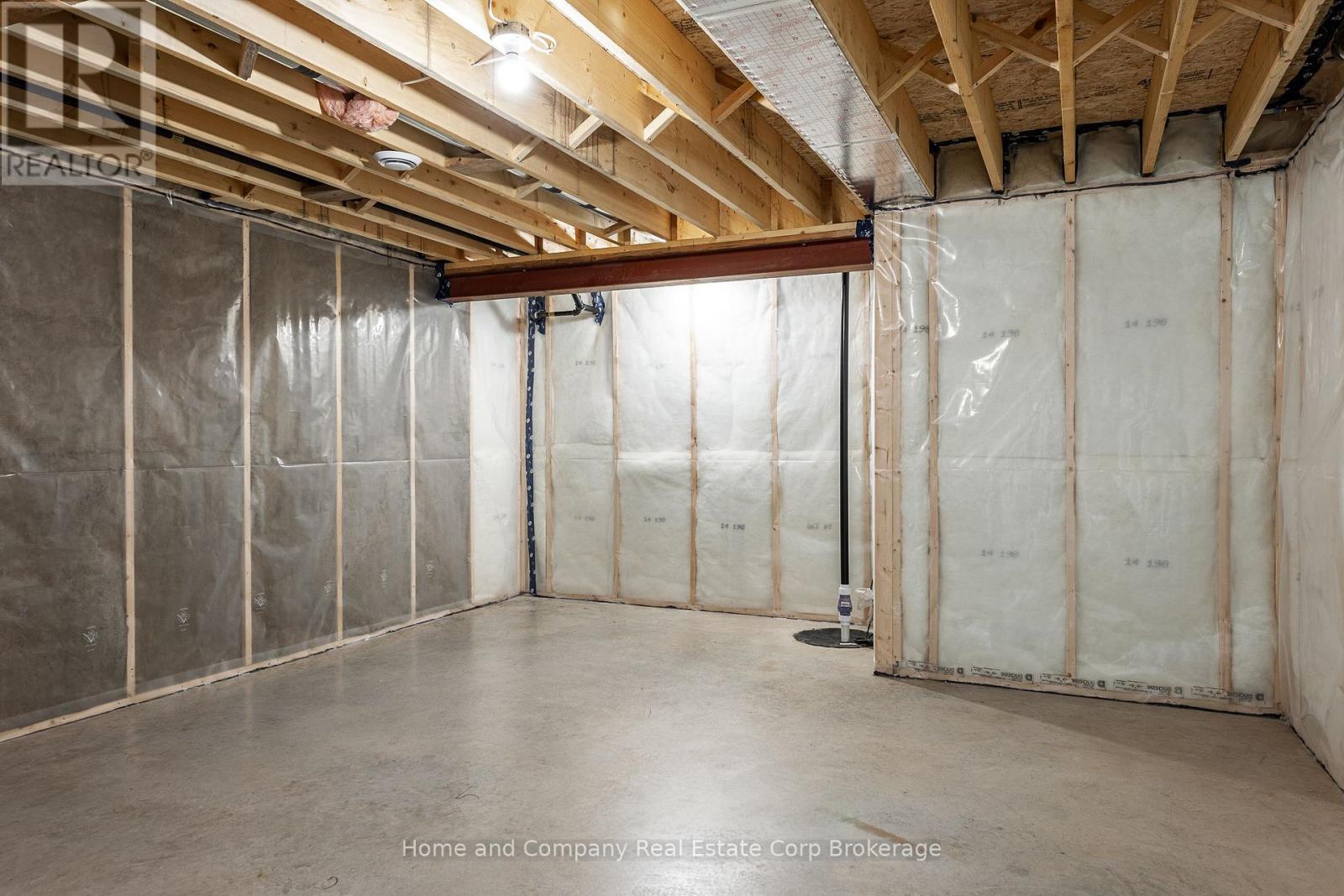 54 Deer Ridge Lane, Bluewater, Ontario  N0M 1G0 - Photo 19 - X12283800