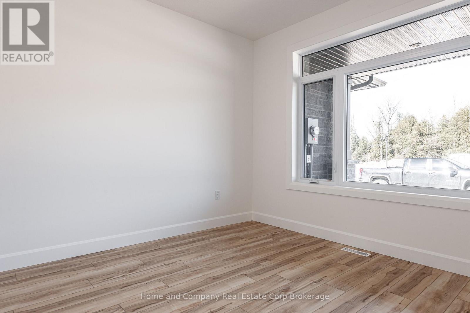 54 Deer Ridge Lane, Bluewater, Ontario  N0M 1G0 - Photo 4 - X12283800