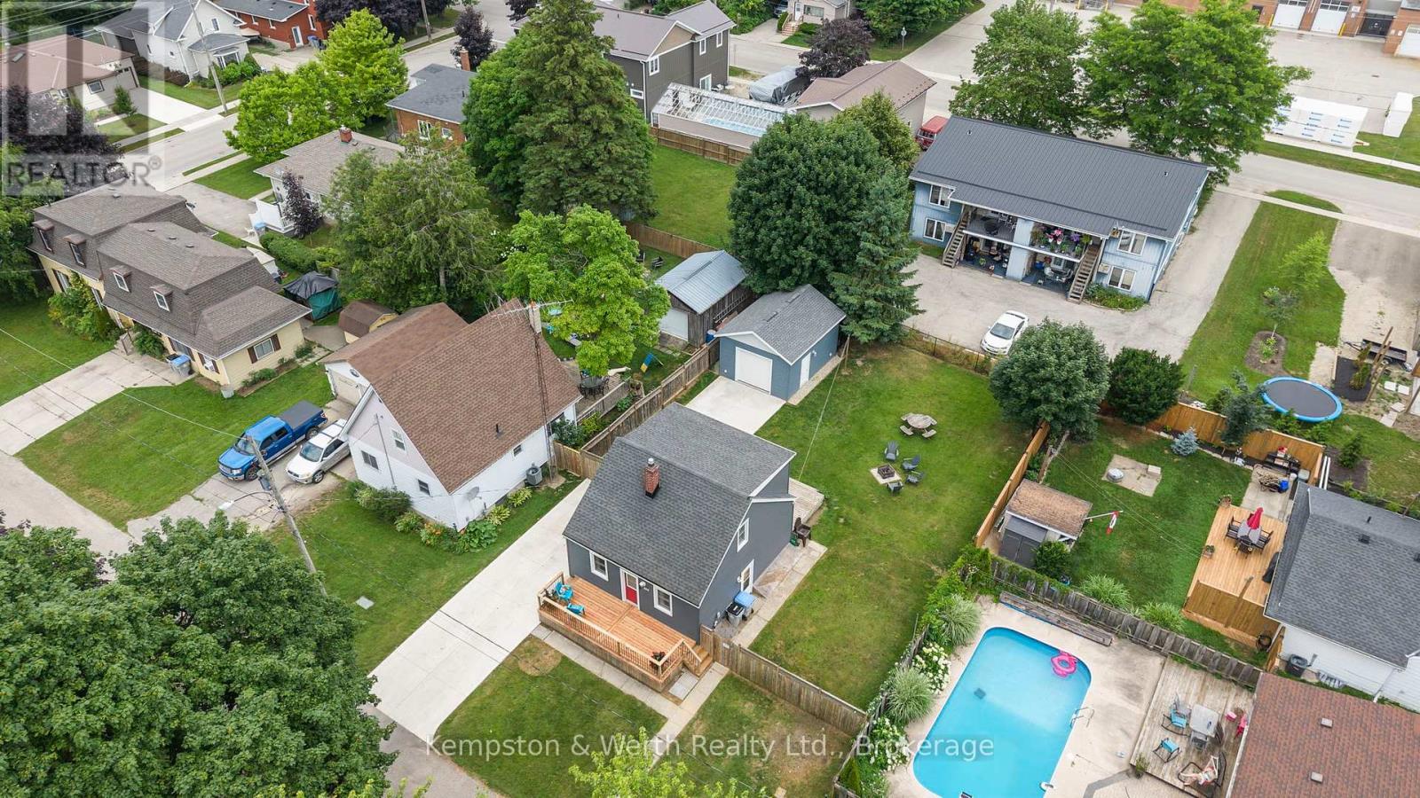 260 Lillico Avenue S, North Perth, Ontario  N4W 2L7 - Photo 6 - X12283879
