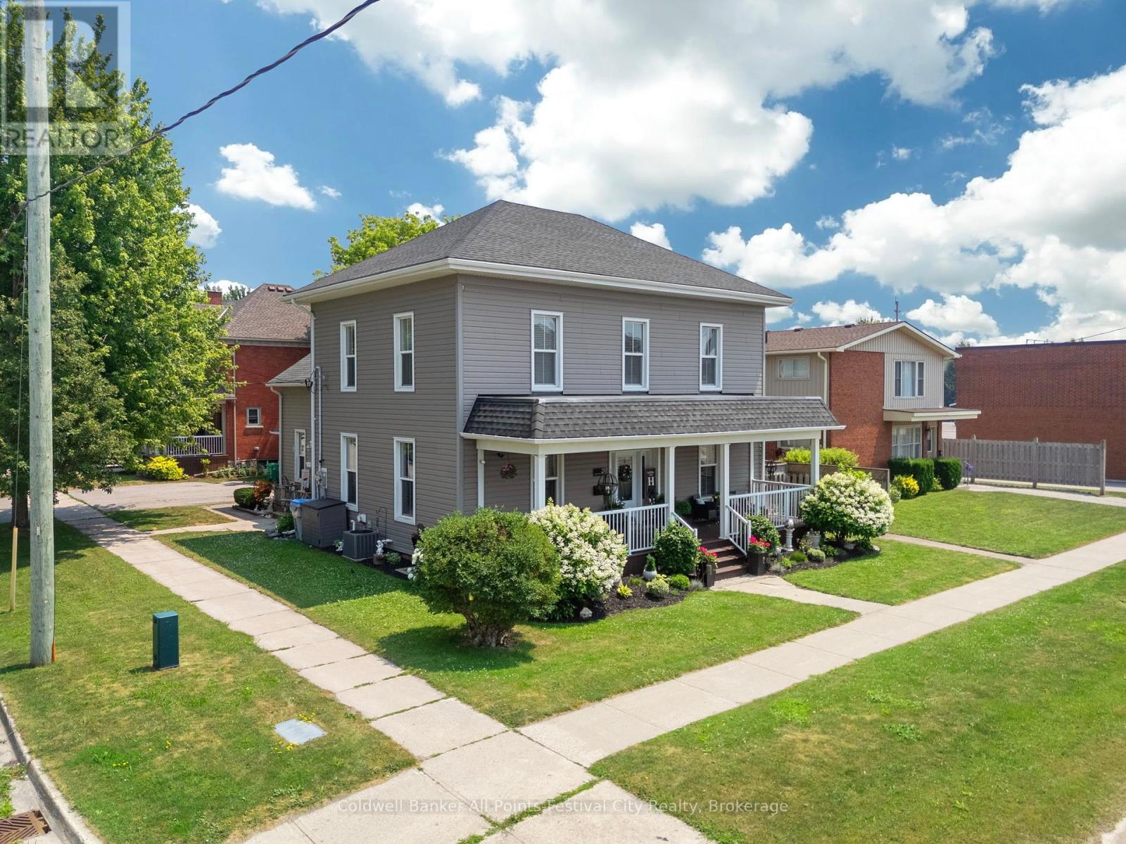 31 Victoria Street S, Goderich, Ontario  N7A 3H4 - Photo 2 - X12284072