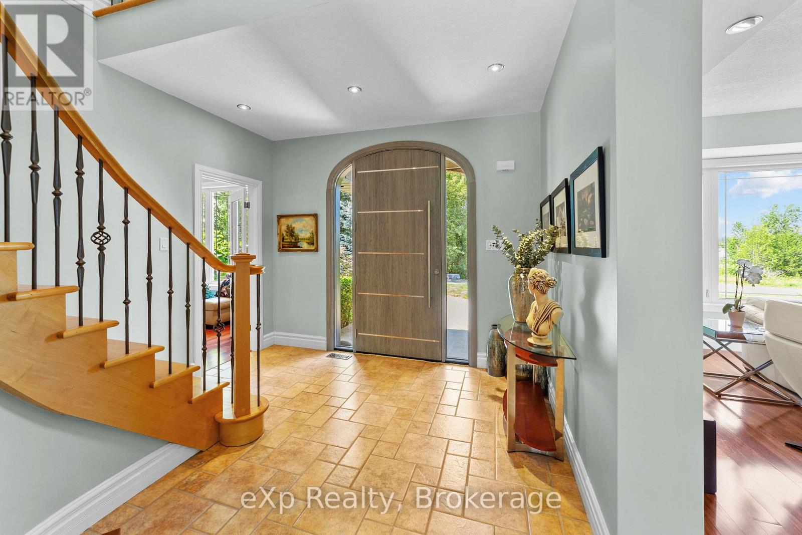 56 Miramichi Bay Road, Saugeen Shores, Ontario  N0H 2C0 - Photo 9 - X12284191