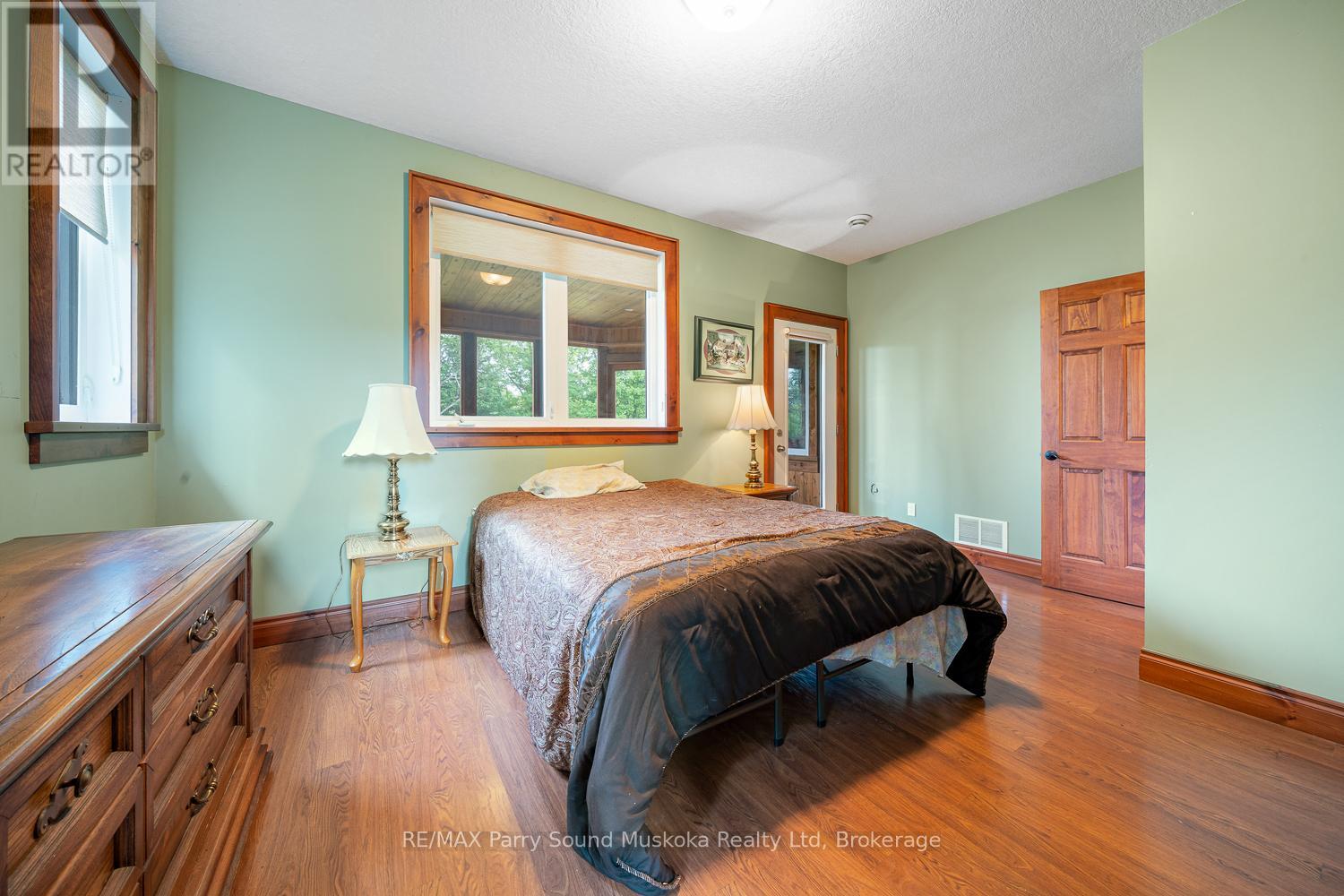 25 Cole Point Trail, Mckellar, Ontario  P2A 0B4 - Photo 32 - X12284257