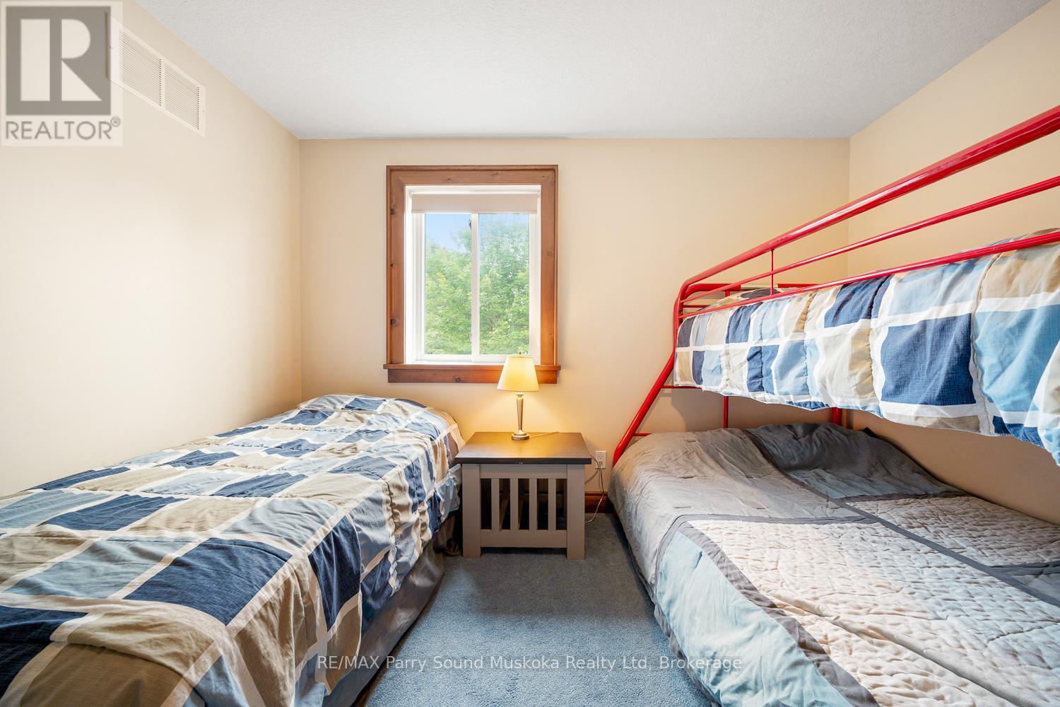 25 Cole Point Trail, Mckellar, Ontario  P2A 0B4 - Photo 41 - X12284257