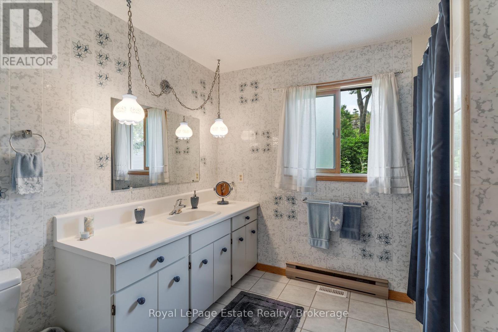 97 Dorena Crescent, South Bruce Peninsula, Ontario  N0H 2G0 - Photo 21 - X12284323