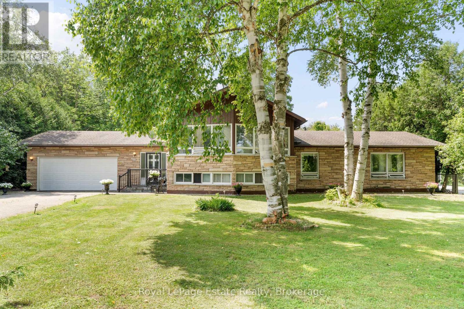 97 Dorena Crescent, South Bruce Peninsula, Ontario  N0H 2G0 - Photo 4 - X12284323