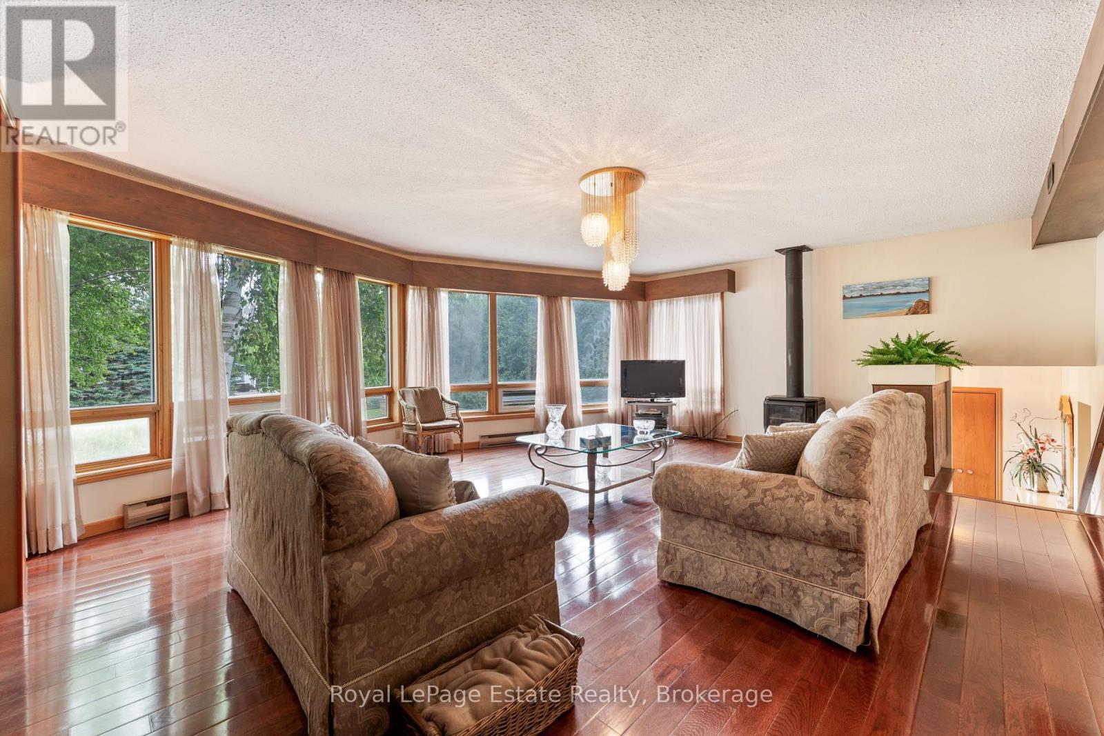 97 Dorena Crescent, South Bruce Peninsula, Ontario  N0H 2G0 - Photo 9 - X12284323