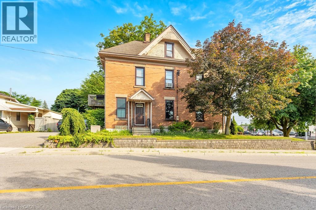 22 HARVEY Street, Tillsonburg, Ontario