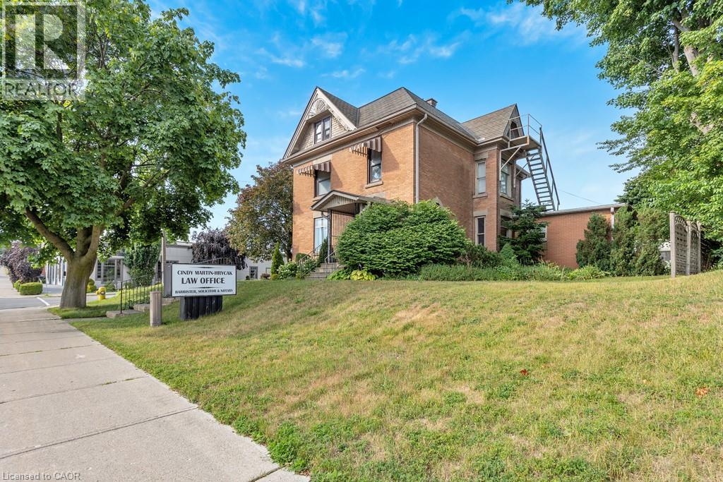 22 Harvey Street, Tillsonburg, Ontario  N4G 3J6 - Photo 3 - 40751338