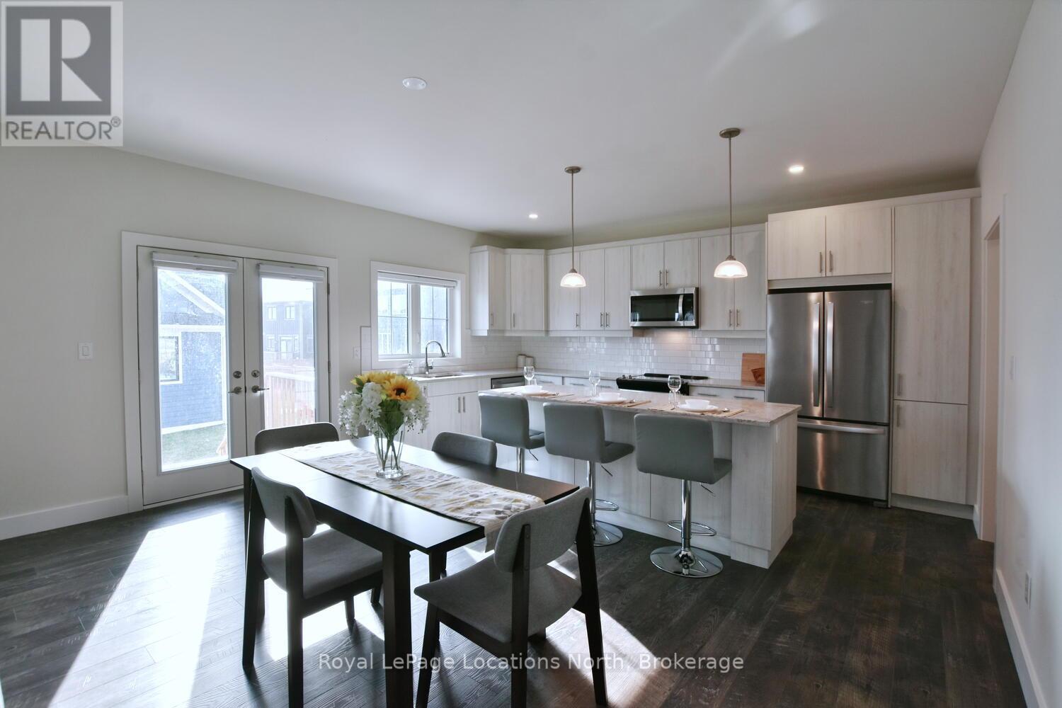 163 Courtland Street, Blue Mountains, Ontario  L9Y 5L7 - Photo 12 - X12284485
