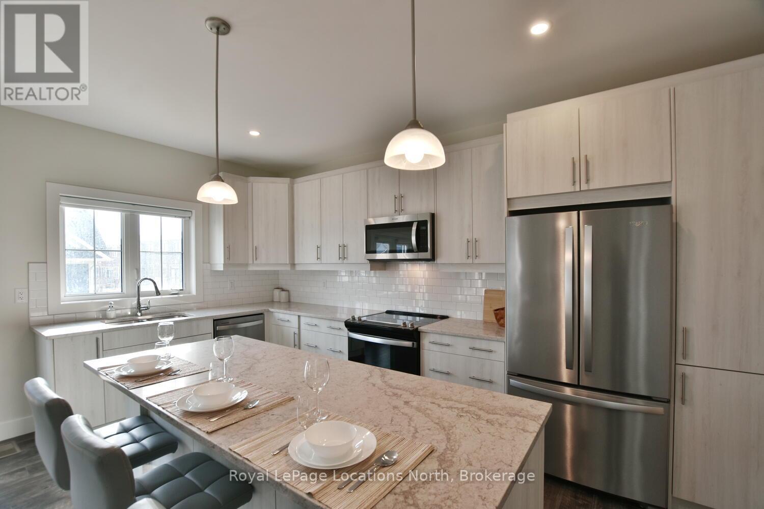163 Courtland Street, Blue Mountains, Ontario  L9Y 5L7 - Photo 14 - X12284485