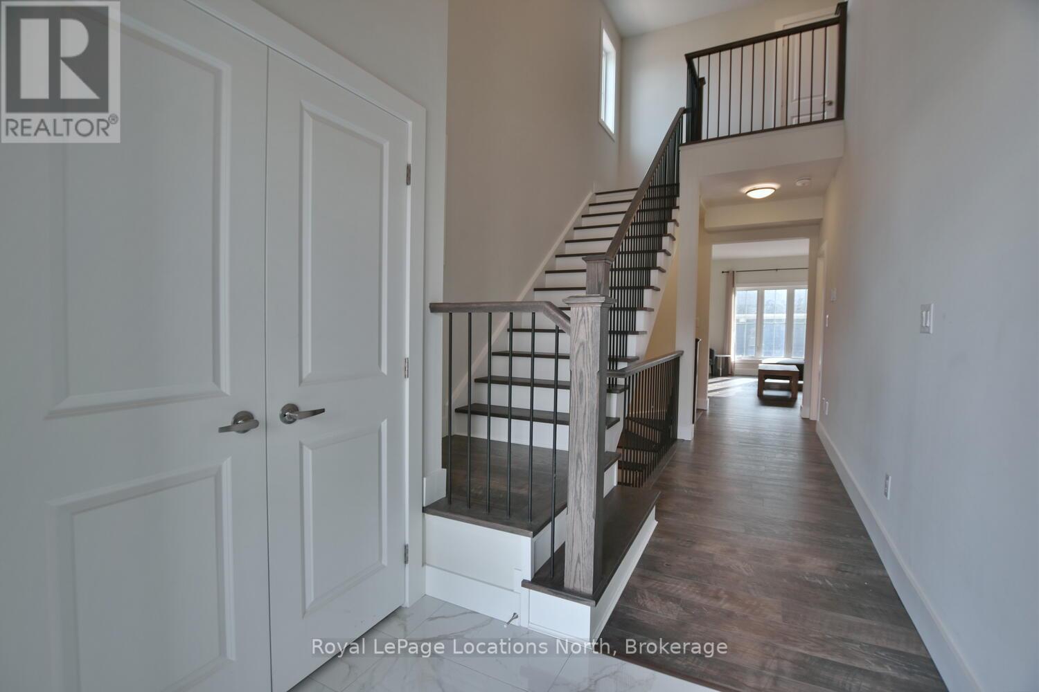 163 Courtland Street, Blue Mountains, Ontario  L9Y 5L7 - Photo 4 - X12284485