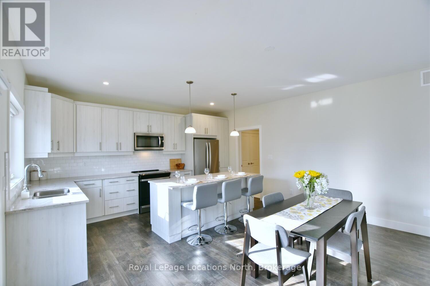 163 Courtland Street, Blue Mountains, Ontario  L9Y 5L7 - Photo 23 - X12284502