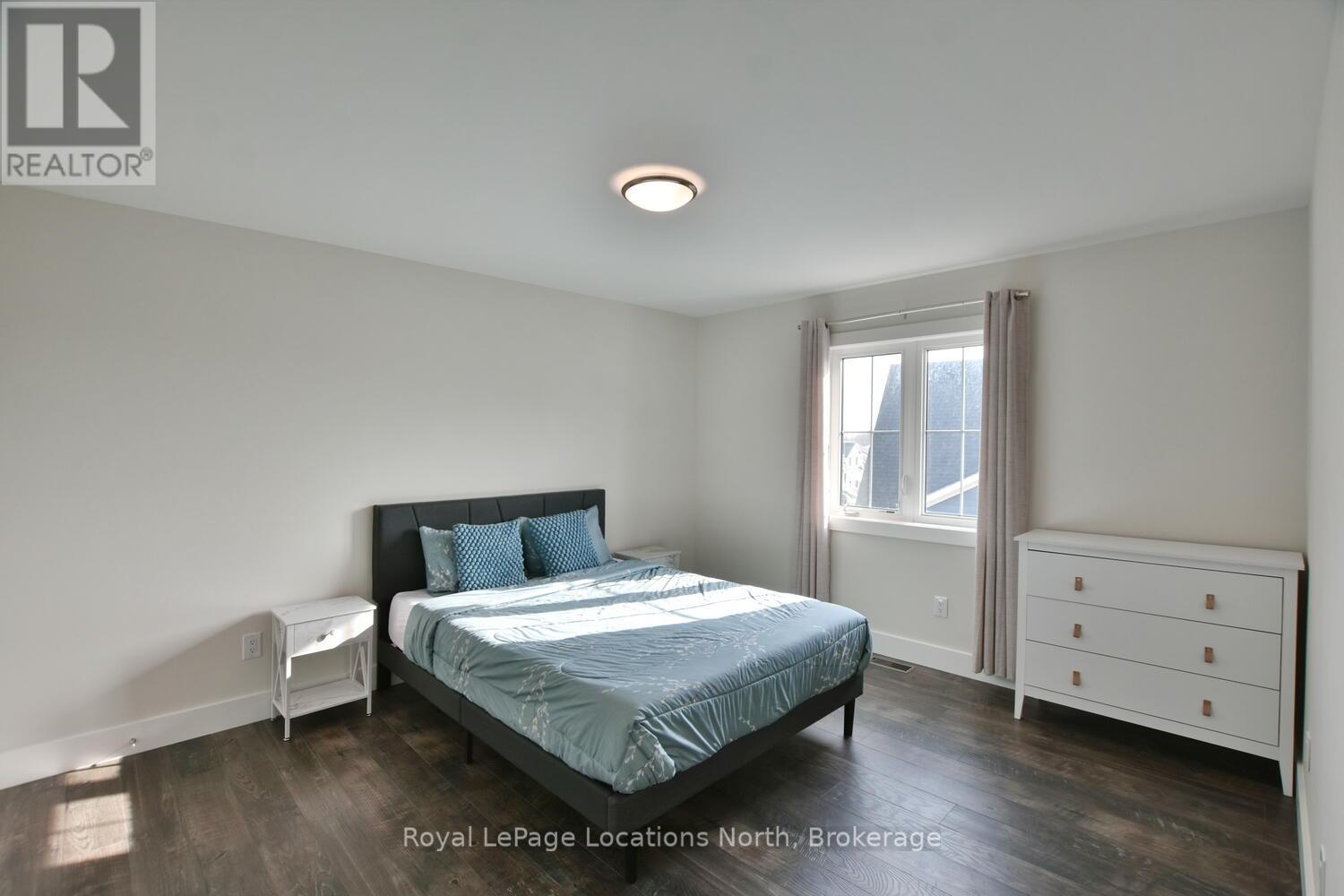 163 Courtland Street, Blue Mountains, Ontario  L9Y 5L7 - Photo 7 - X12284502
