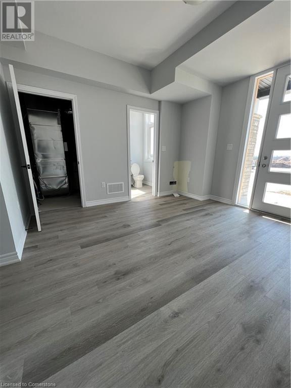 290 Equestrian Way Unit# 37, Cambridge, Ontario  N3E 0E7 - Photo 3 - 40751248