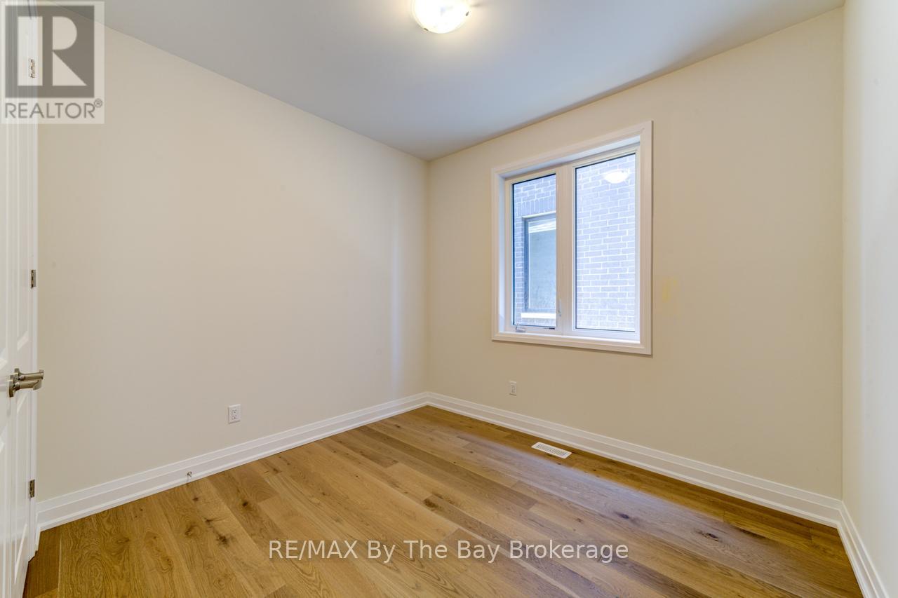 11 Sun Valley Avenue, Wasaga Beach, Ontario  L9Z 0N6 - Photo 27 - S12284859