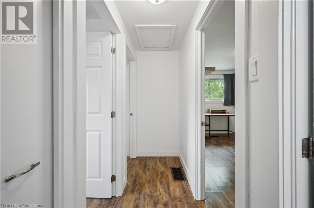 53 Karen Walk, Waterloo, Ontario  N2L 5X1 - Photo 15 - 40750767