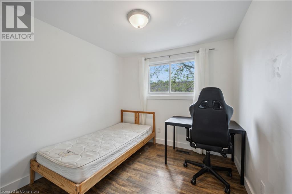53 Karen Walk, Waterloo, Ontario  N2L 5X1 - Photo 20 - 40750767
